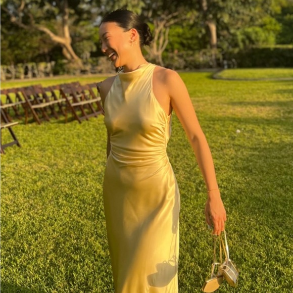 NWT • Casette silk dress in blonde